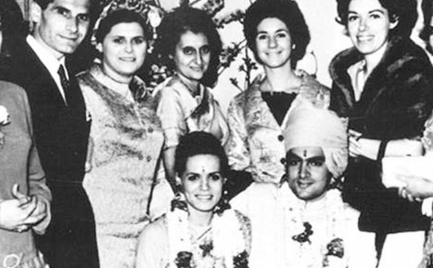 Former Prime Minister Rajiv Gandhi Wife Sonia Gandhi Love -6940
