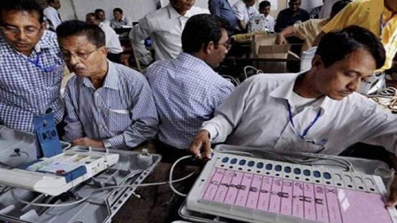 दिल्ली चुनाव: सभी चुनावों से पहले EVM बन जाता है सबसे बड़ा 'खलनायक', क्या इस बार भी ऐसा होगा? - News Nation