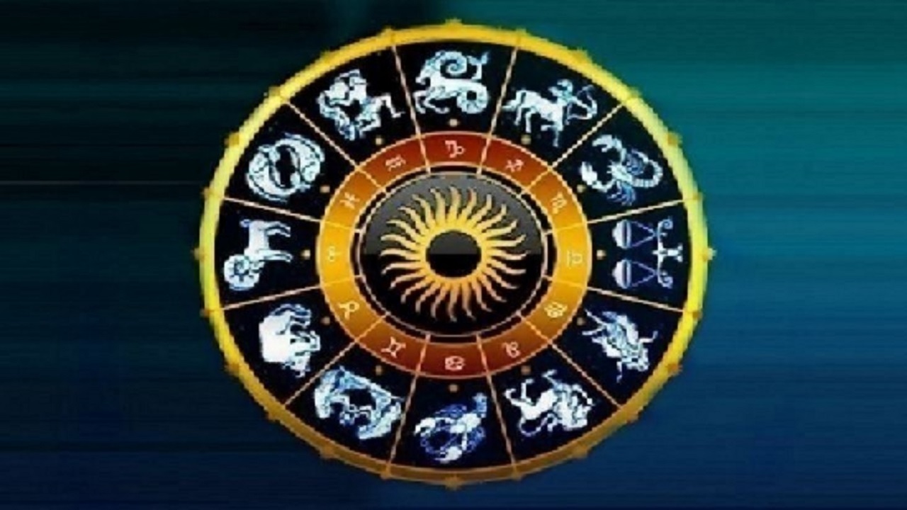 जानिए कैसा रहेगा आज आपका दिन, पढ़िए 22 नवंबर का राशिफल Today Horoscope 22 November 2020 horoscope in hindi bhavishya aaj ka bhagya muhurat rahukal aaj ka panchang - News Nation